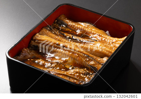 [Domestic] Grilled Conger Eel and Conger Eel Rice 132042601