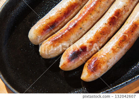 鐵板烤香腸 132042607