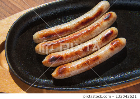 鐵板烤香腸 鐵板烤香腸 132042621