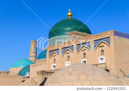 Beautiful scenery of Khiva-Ichan Kala, a UNESCO World Heritage Site in Uzbekistan 132043201
