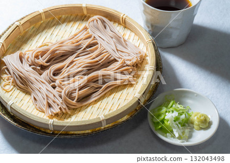 [Food Ingredients] Togakushi soba noodles served on a colander [Nagano Prefecture] 132043498