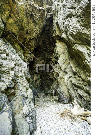 Hyuga Omi Shrine, Udo Shrine (Ryugu), Rock Cave, Hyuga City, Miyazaki Prefecture 132043692