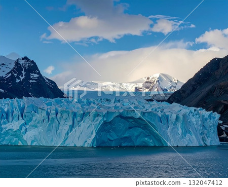 冰川和冰山 132047412