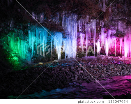 Chichibu / Misotsuchi icicle 132047654