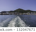 Ship tracks and port town scenery 132047671