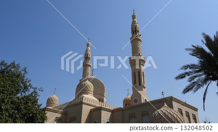 Dubai Jumeirah Mosque 132048502