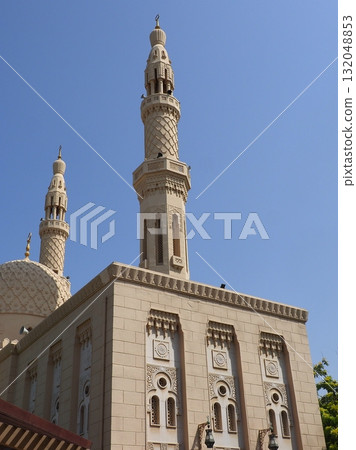 Dubai Jumeirah Mosque 132048853