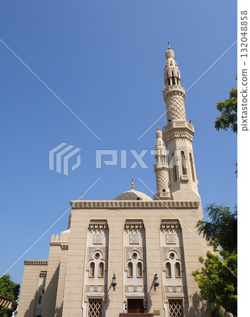 Dubai Jumeirah Mosque 132048858