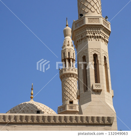 Dubai Jumeirah Mosque 132049063