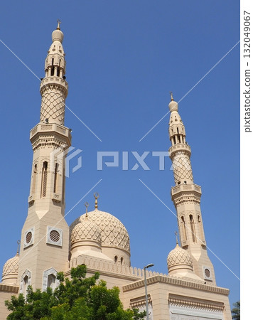Dubai Jumeirah Mosque 132049067