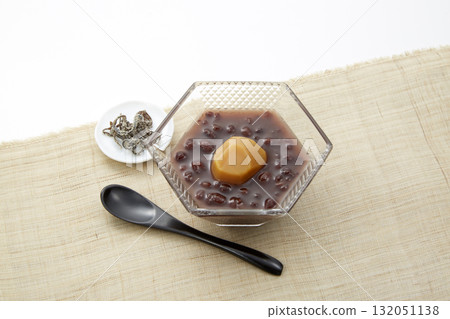 A delicious image of chilled zenzai A delicious image of chilled zenzai 132051138