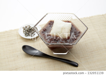 A delicious image of chilled zenzai 132051139