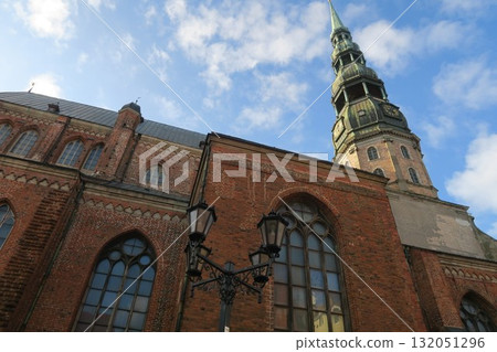 聖彼得教堂在裡加老城 132051296