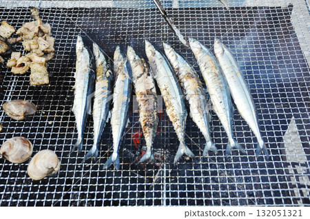 燒烤秋刀魚 132051321