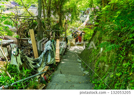 Onomichi Cat Narrow Path, Hiroshima Prefecture 132053205