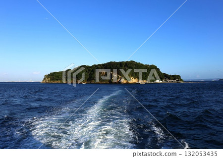 Sarushima, the only natural island in Tokyo Bay 132053435