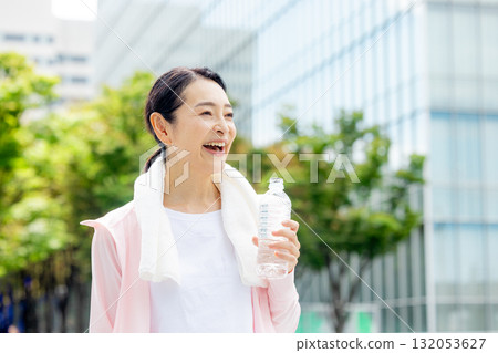 婦女補充水合作用 132053627