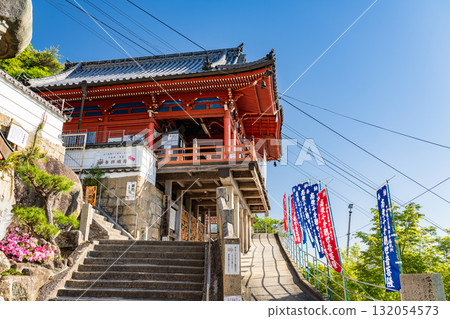 <Hiroshima Prefecture> Panoramic view of Onomichi cityscape and hilltop view 132054573