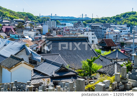 <廣島縣>尾道市街景及山頂景觀的全景 132054906