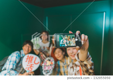 selfie, idol, fan 132055050