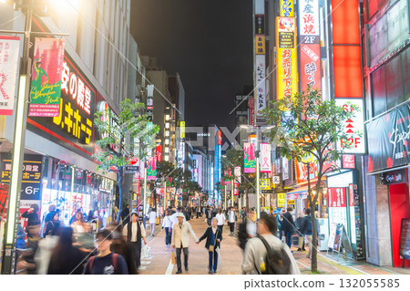 《Tokyo》Shinjuku Musashino Street, downtown area at night 132055585