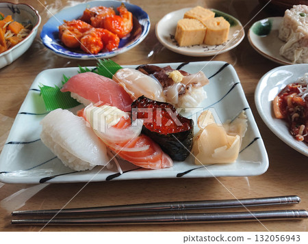 6 件江戶前握壽司(海鮮握壽司)午餐套餐 - 共 6 件,小份或廚師精選 6 件江戶前握壽司(海鮮握壽司)午餐套餐 - 共 6 件,小份或廚師精選 132056943