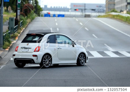 白色意大利車圖片 白色意大利車圖片 132057504