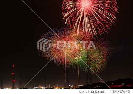 Scenes from the Atsumi Peninsula Fireworks Festival in Tahara City (Aichi Prefecture) 132057626