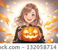 開朗微笑的女孩拿著南瓜燈 132058714