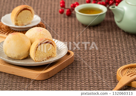 Mid-Autumn Festival Mooncake Small Mooncake Mung Bean Plum Mid-Autumn Festival Mooncake げっぺい Mid-Autumn Festival Mooncake Small Mooncake Mung Bean Plum Mid-Autumn Festival Mooncake げっぺい 132060313