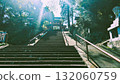 光的指引－晨曦灑進神社的入口 132060759