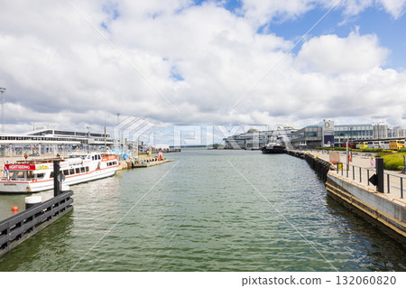 波羅的海國家愛沙尼亞首都塔林的港口風光 波羅的海國家愛沙尼亞首都塔林的港口風光 132060820