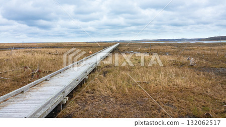 Autumn scenery of Shunkunitai in Nemuro, Hokkaido, with a remote feel Autumn scenery of Shunkunitai in Nemuro, Hokkaido, with a remote feel 132062517