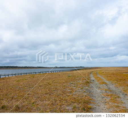 Autumn scenery of Shunkunitai in Nemuro, Hokkaido, with a remote feel Autumn scenery of Shunkunitai in Nemuro, Hokkaido, with a remote feel 132062534