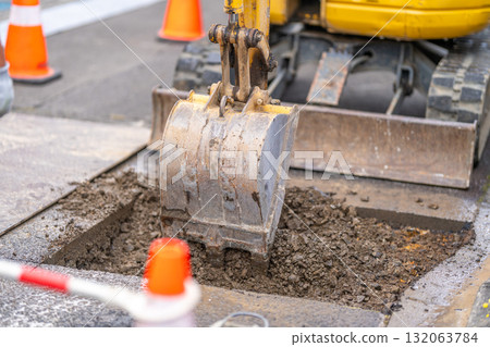 Waterworks, water pipe replacement, road, asphalt paving, excavation, open cut construction method Waterworks, water pipe replacement, road, asphalt paving, excavation, open cut construction method 132063784