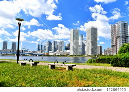 View of Triton Square and Harumi Rinkai Park from Harumibashi Park (Chuo Ward, Tokyo) [October 2025] 132064953