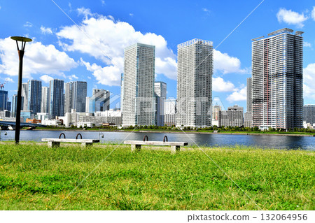 View of Triton Square and Harumi Rinkai Park from Harumibashi Park (Chuo Ward, Tokyo) [October 2025] 132064956