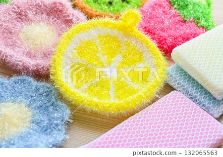 Hand-knitted acrylic scrubber Hand-knitted acrylic scrubber 132065563