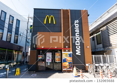 東京都世田谷區共同町麥當勞共同車站店 東京都世田谷區共同町麥當勞共同車站店 132065688