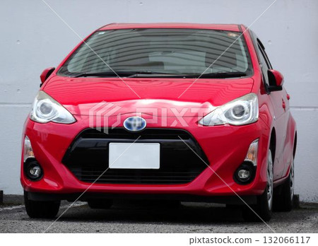 紅色汽車(Toyota Aqua,第一代) 紅色汽車(Toyota Aqua,第一代) 132066117