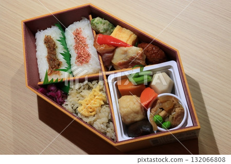 Lunch box of the day Lunch box of the day 132066808