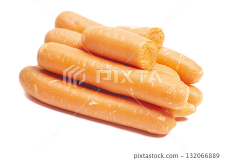Carrot isolated on white background. 132066889