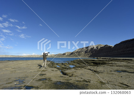 Coastal landscape with cliffs in Peninsula Valdes, World Heritage Site, Patagonia Argentina 132068063