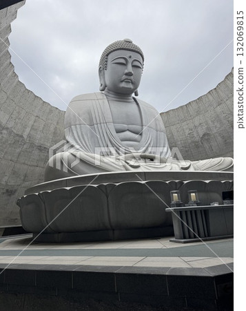 Head Big Buddha 132069815