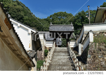 Takehara City, Hiroshima Prefecture, Takehara Townscape Preservation District, Saihoji Temple and Fumeikaku 132070901