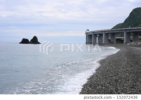 Road Station Oyashirazu Pier Park (Niigata Prefecture) 132072436