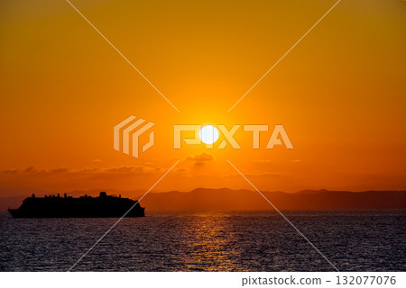 ocean, sea, sunset 132077076