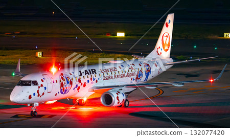 J-AIR Expo 塗裝夜景滑行 J-AIR Expo 塗裝夜景滑行 132077420