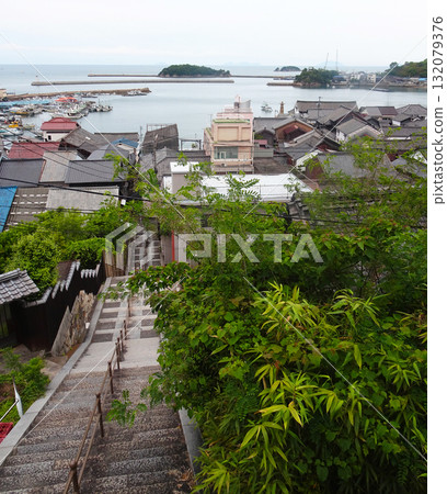 View of Tomonoura (Fukuyama City, Hiroshima Prefecture) 132079376