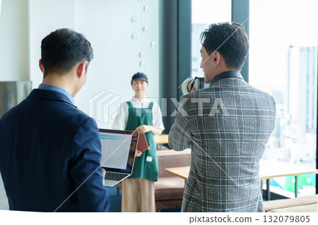 女店員PR採訪攝影 女店員PR採訪攝影 132079805